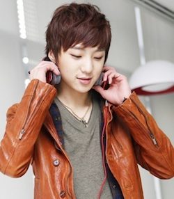 Kang Seung Yoon